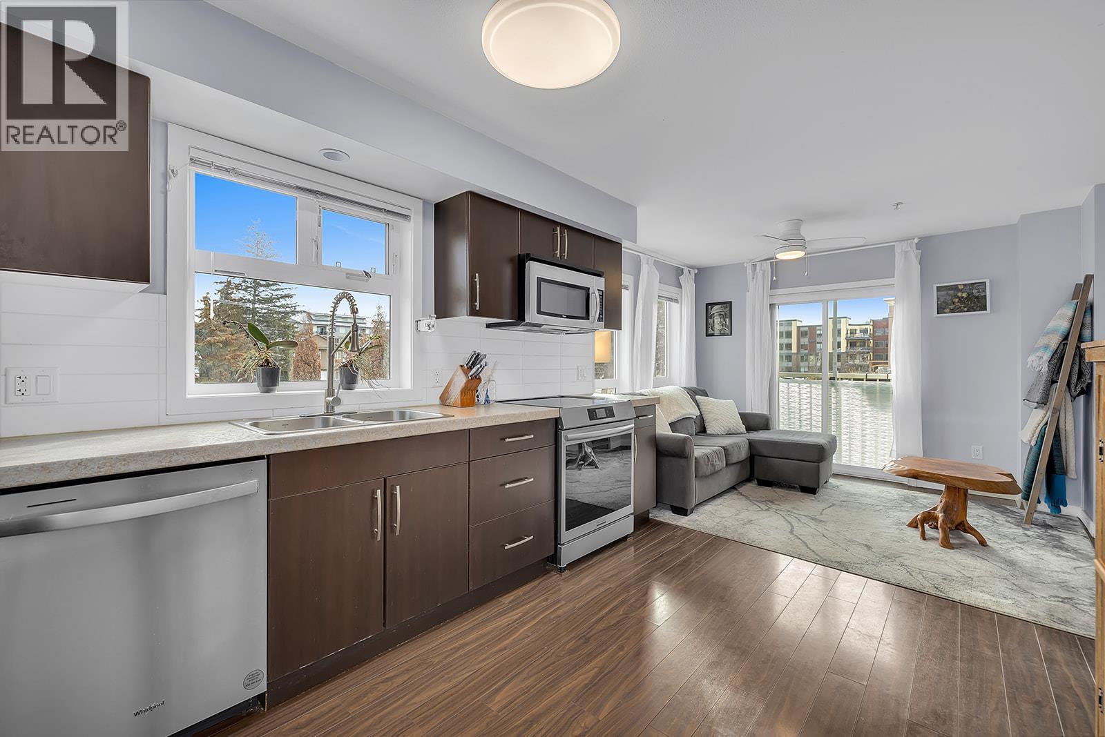 14 1881 Ambrosi Road, Kelowna