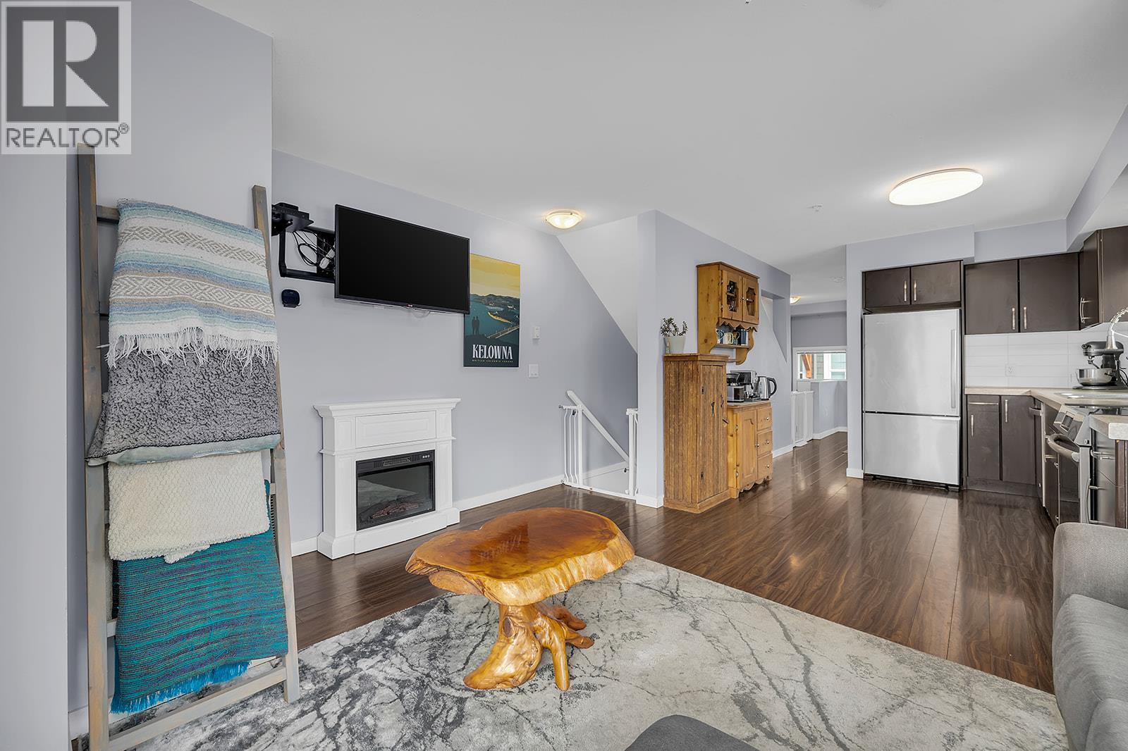 14 1881 Ambrosi Road, Kelowna