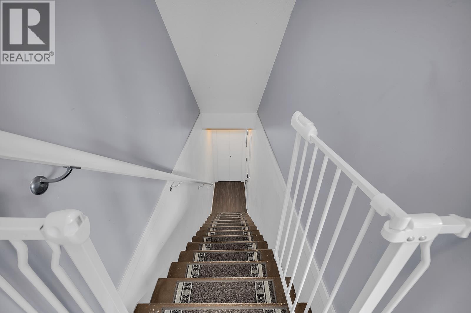 14 1881 Ambrosi Road, Kelowna