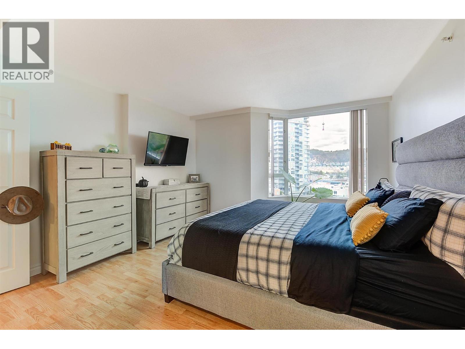 804 1160 Sunset Drive, Kelowna