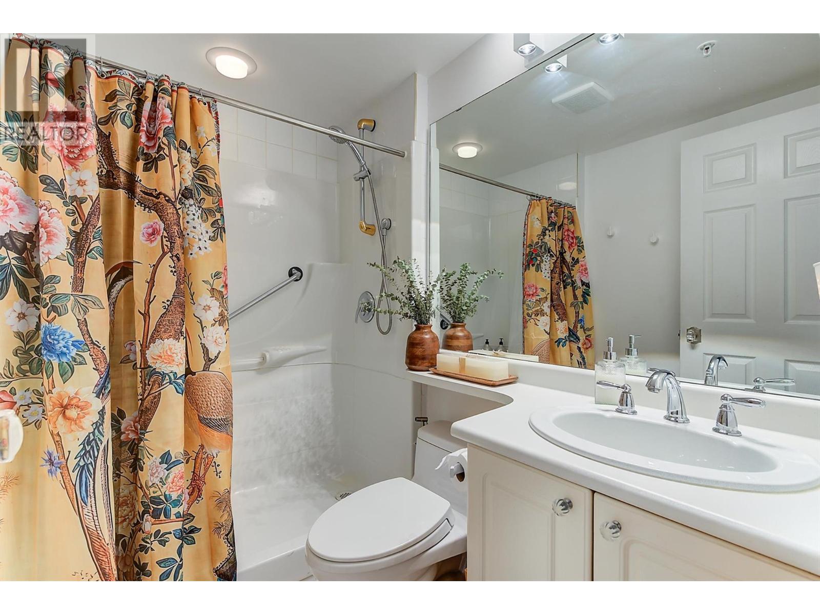 804 1160 Sunset Drive, Kelowna