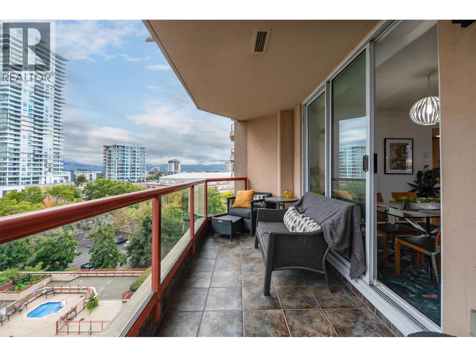 804 1160 Sunset Drive, Kelowna