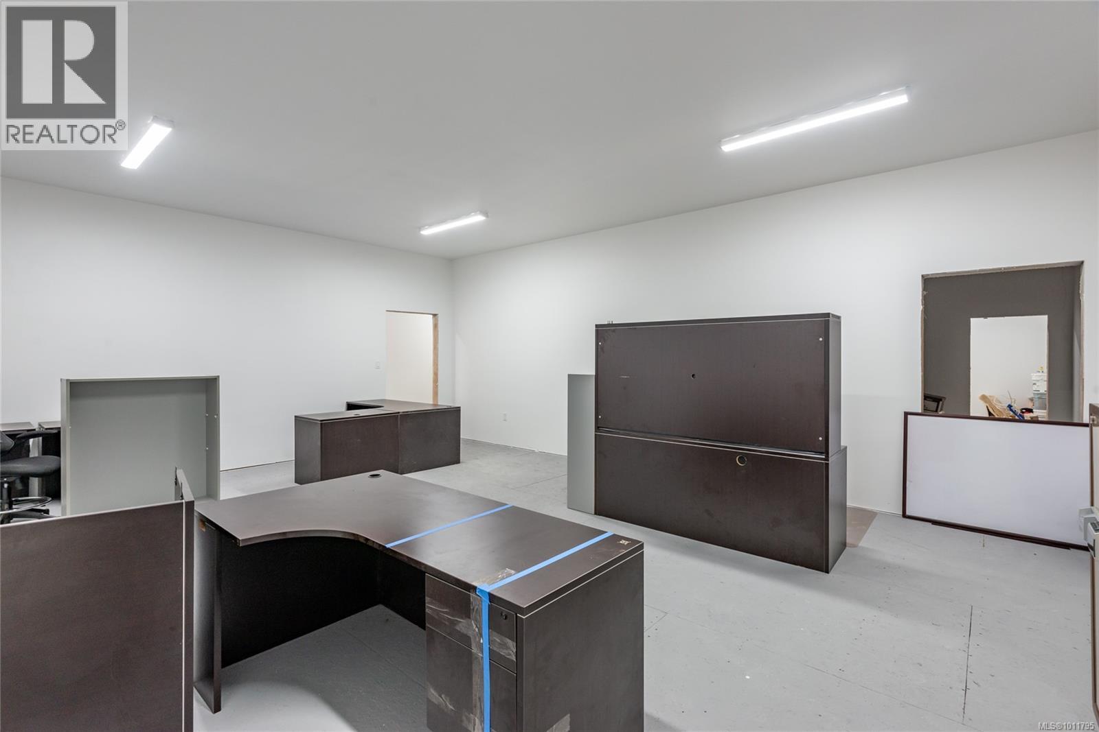 8598 Island Hwy N, Black Creek