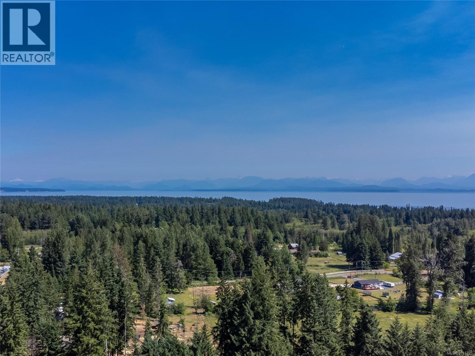 8598 Island Hwy N, Black Creek