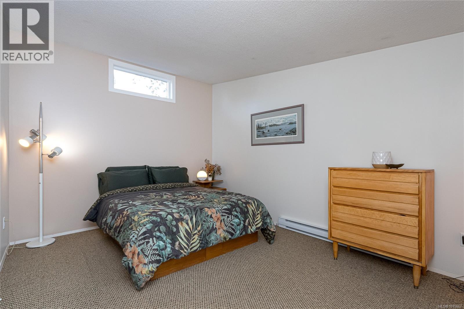 2700 Hamilton Rd, Victoria