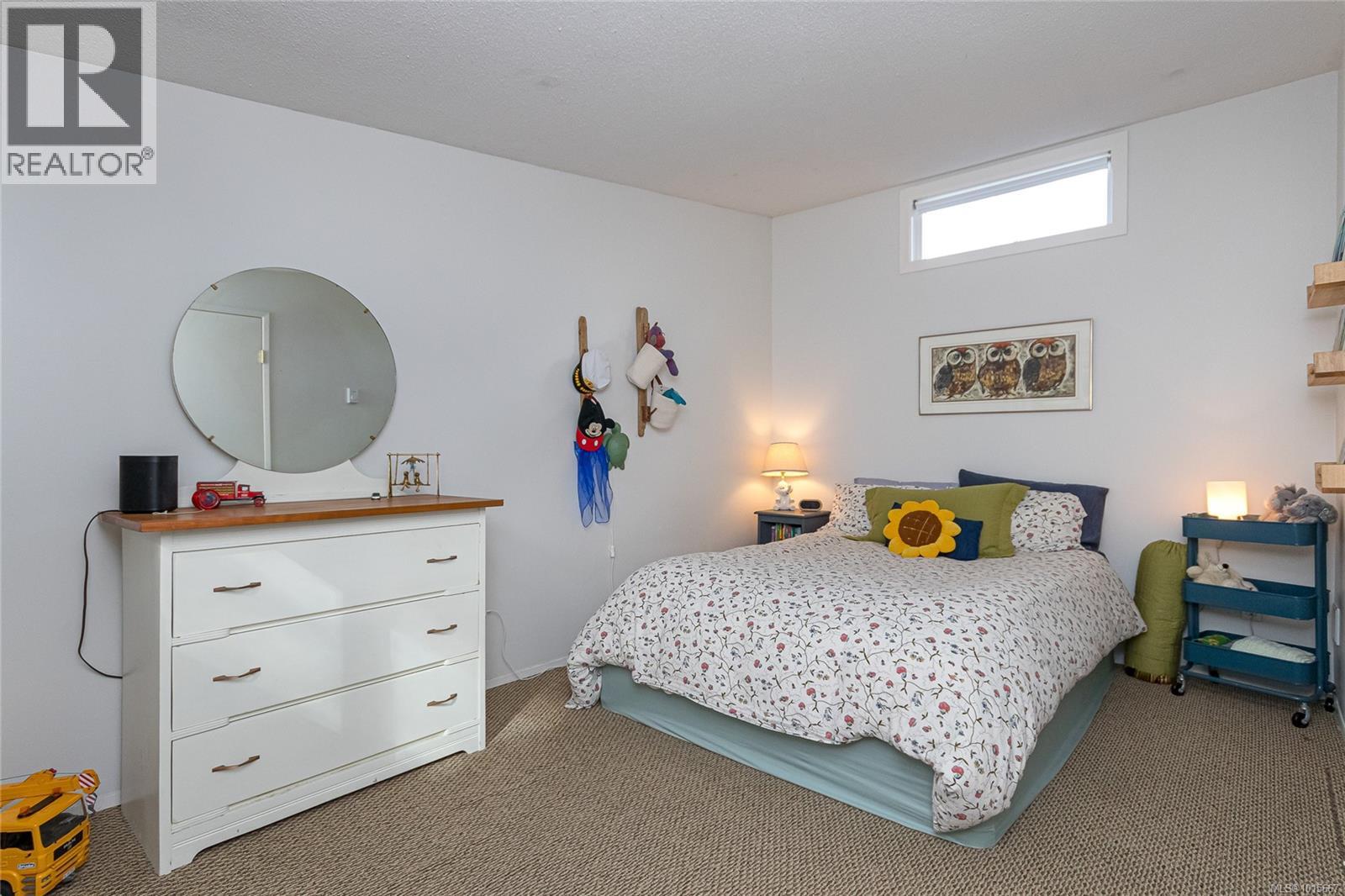 2700 Hamilton Rd, Victoria
