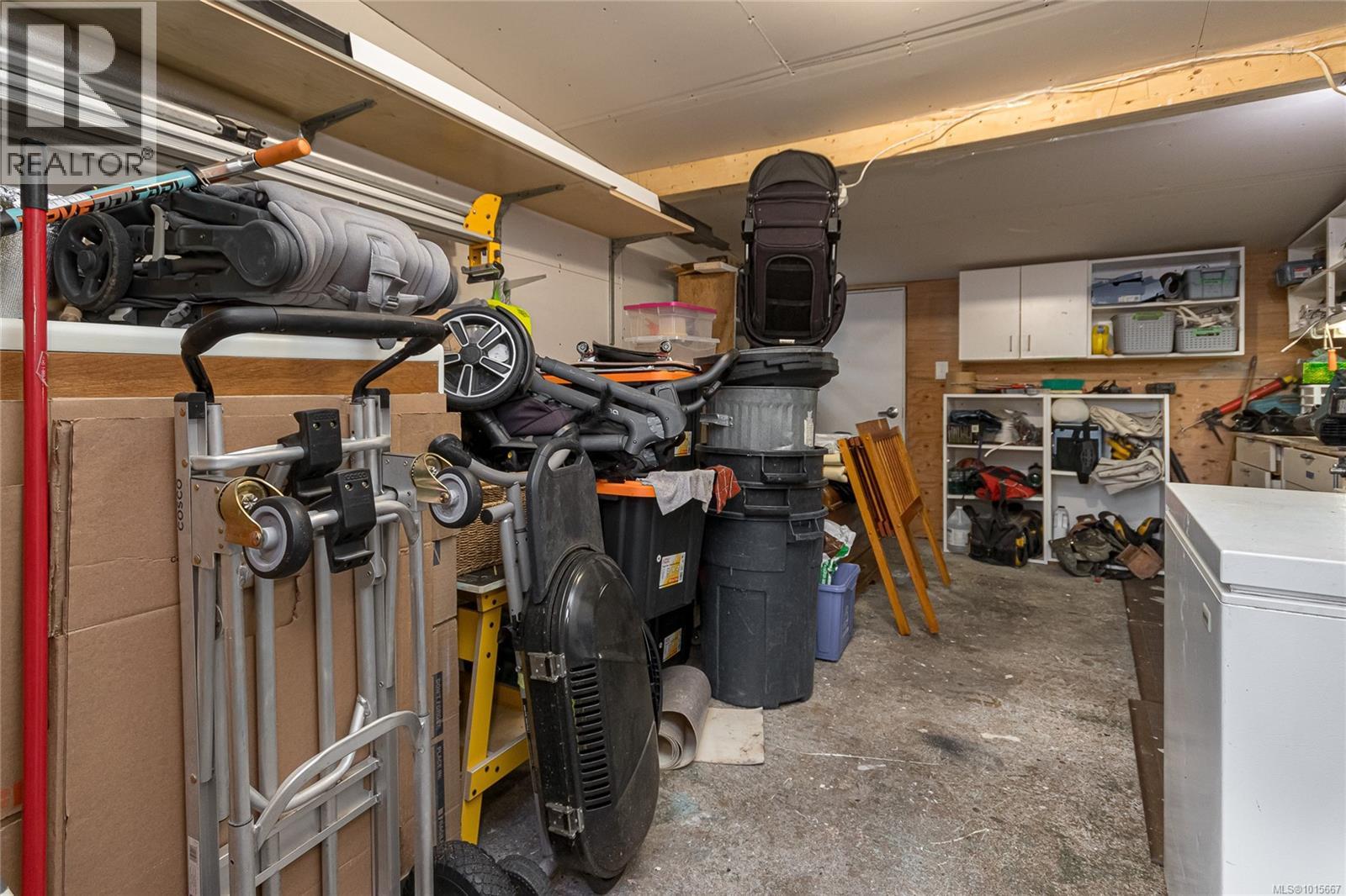 2700 Hamilton Rd, Victoria