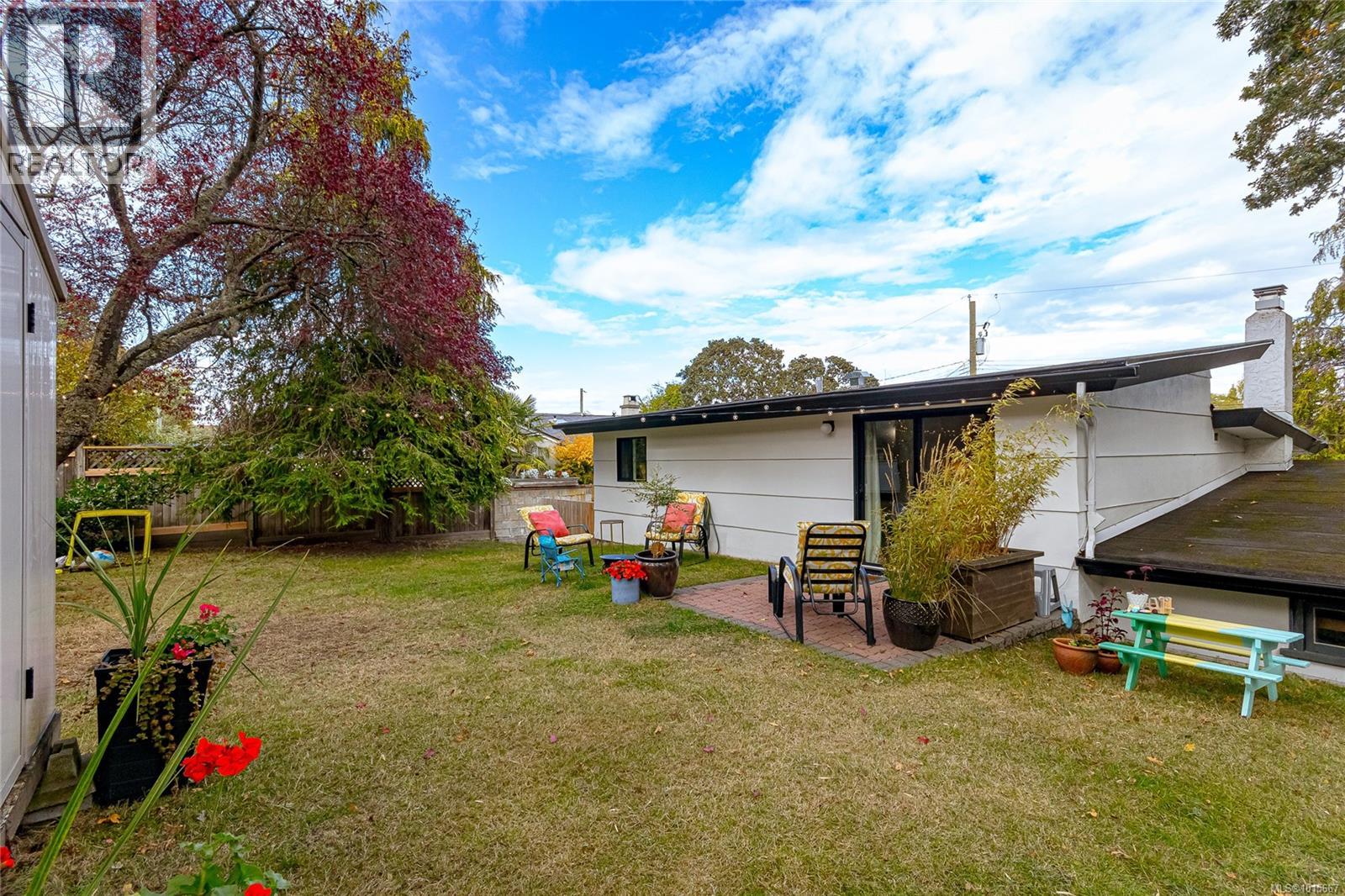 2700 Hamilton Rd, Victoria