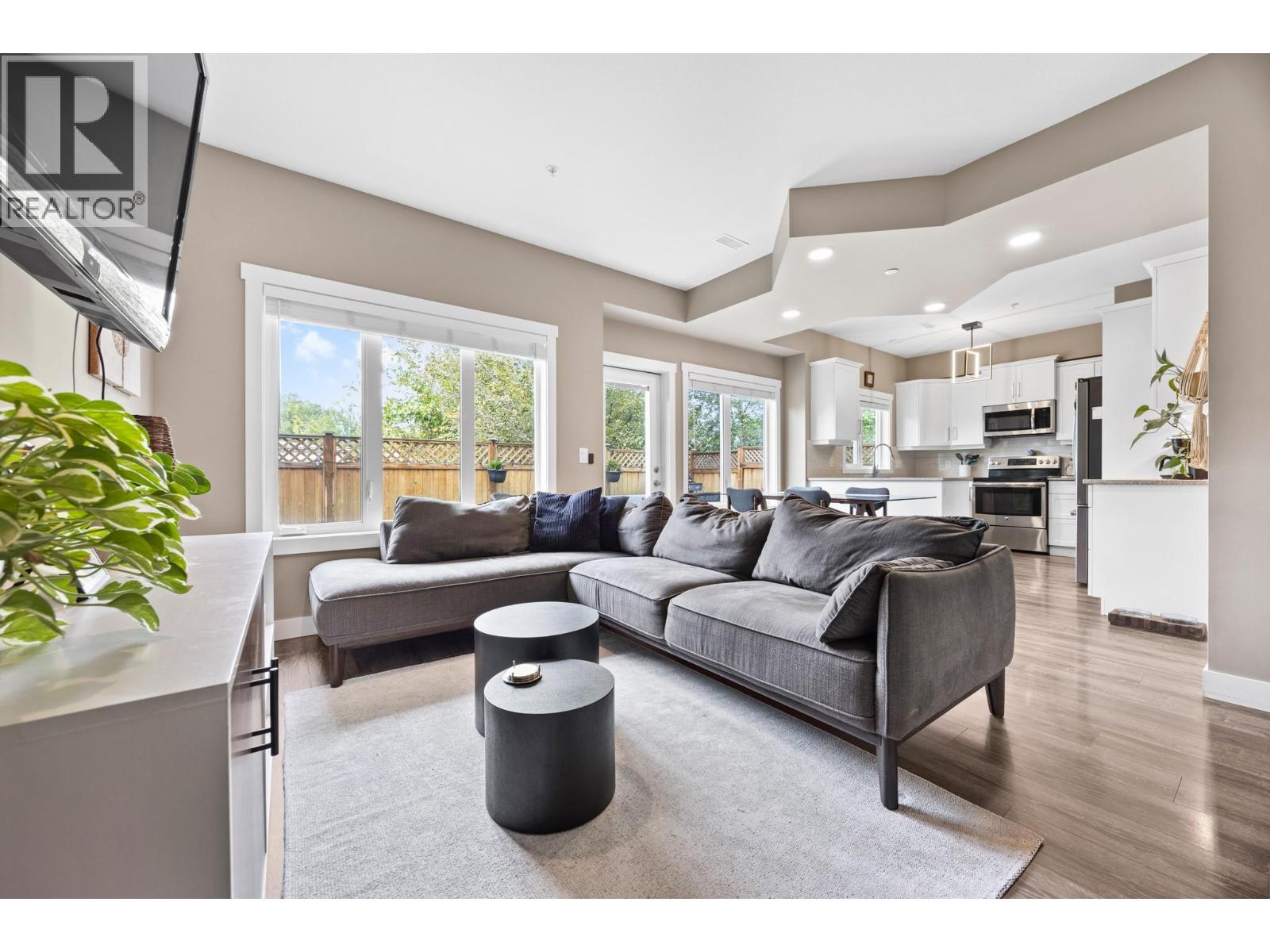3 11511 Bottom Wood Lake Road, Lake Country