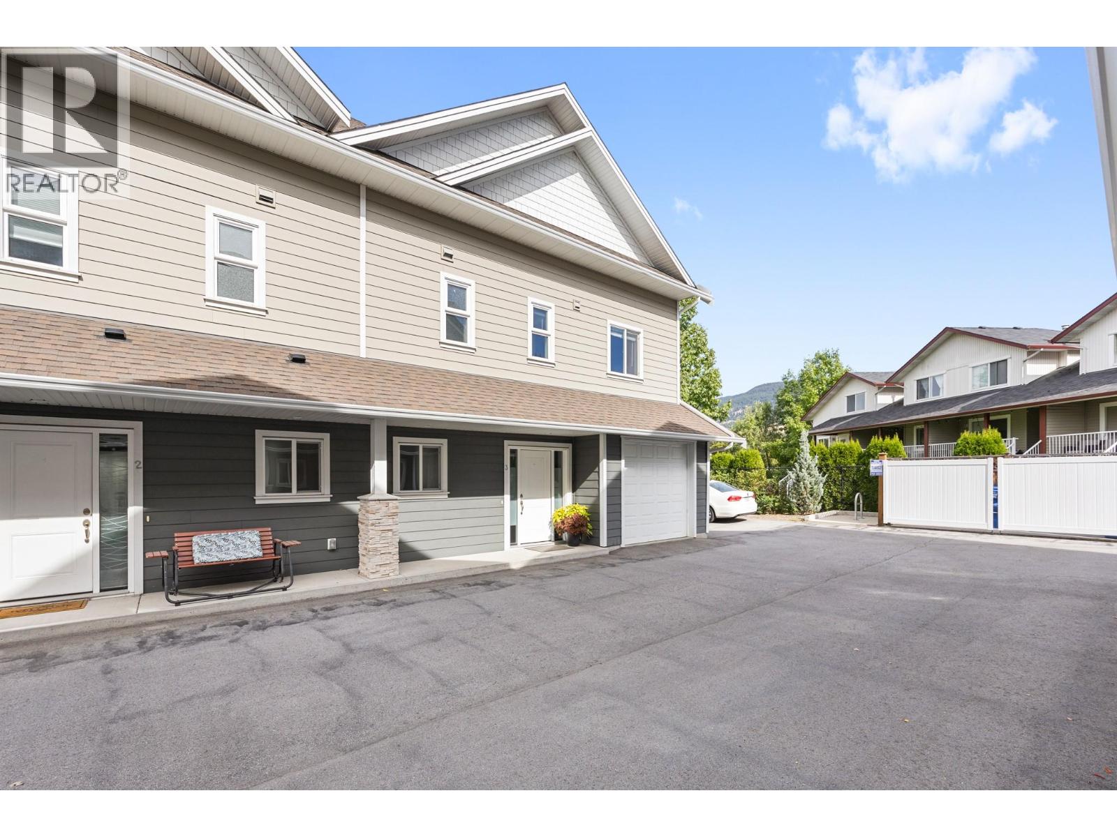 3 11511 Bottom Wood Lake Road, Lake Country