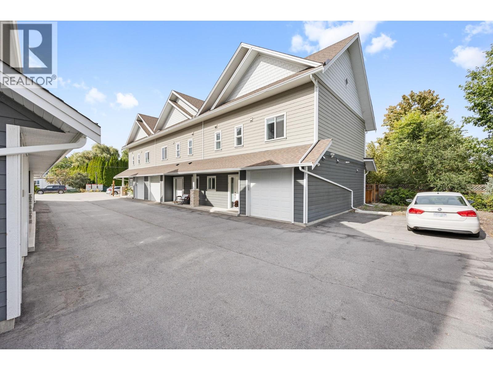 3 11511 Bottom Wood Lake Road, Lake Country