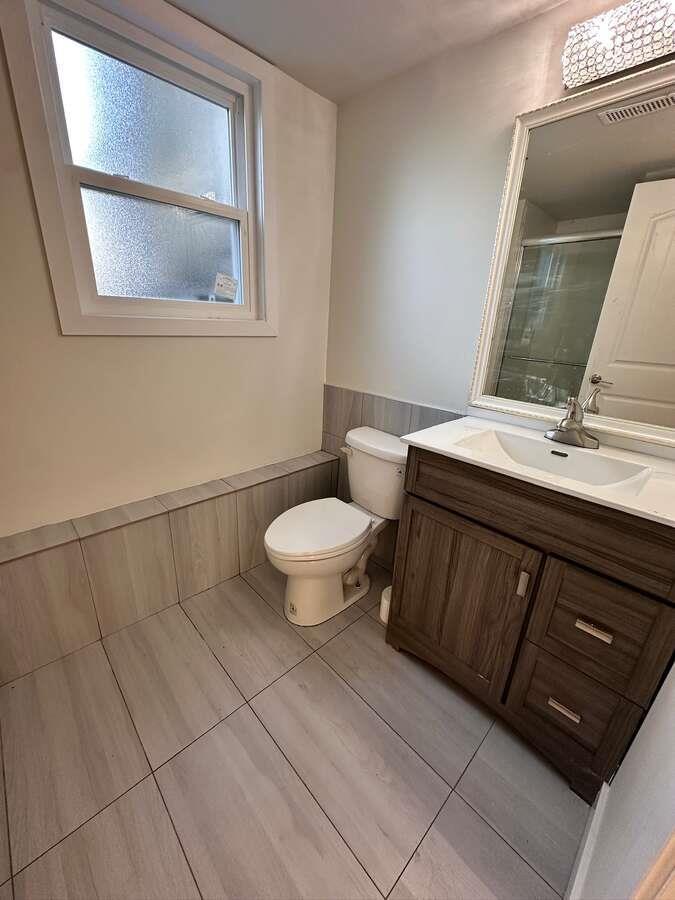 3782 LINDSAY STREET, Abbotsford