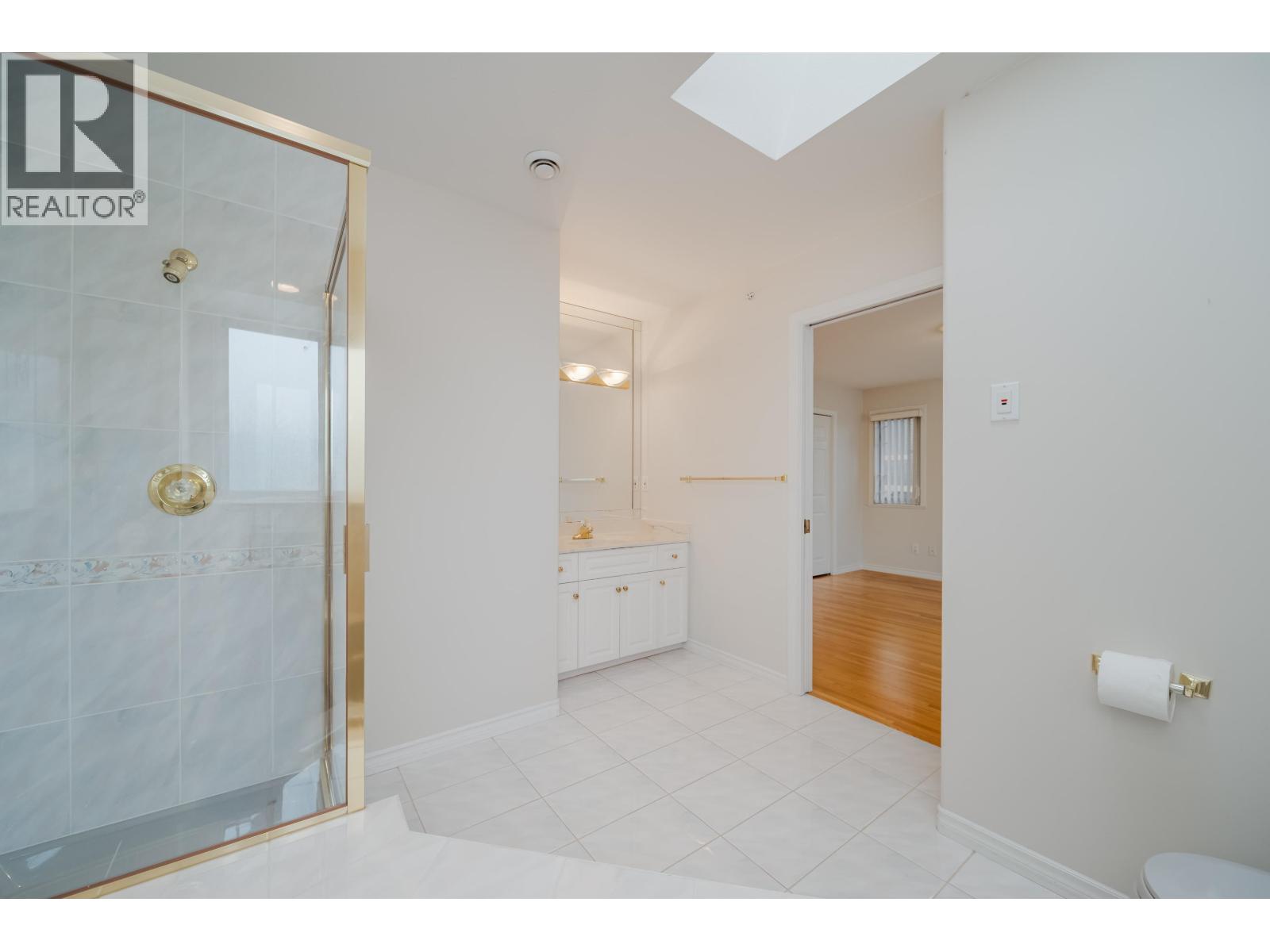 5470 WALES STREET, Vancouver