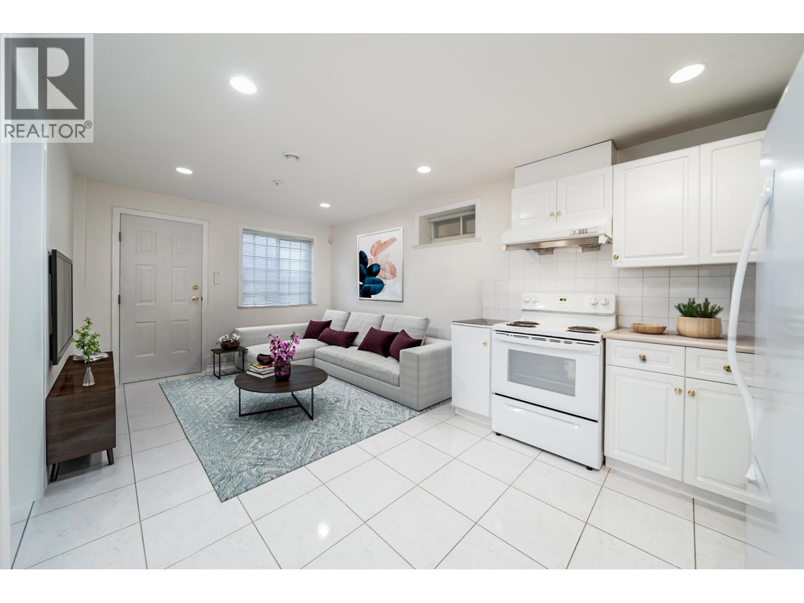 5470 WALES STREET, Vancouver
