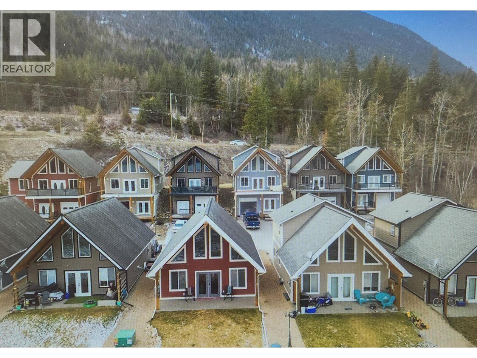 5211 Trans Canada Highway Unit# 6, Salmon Arm