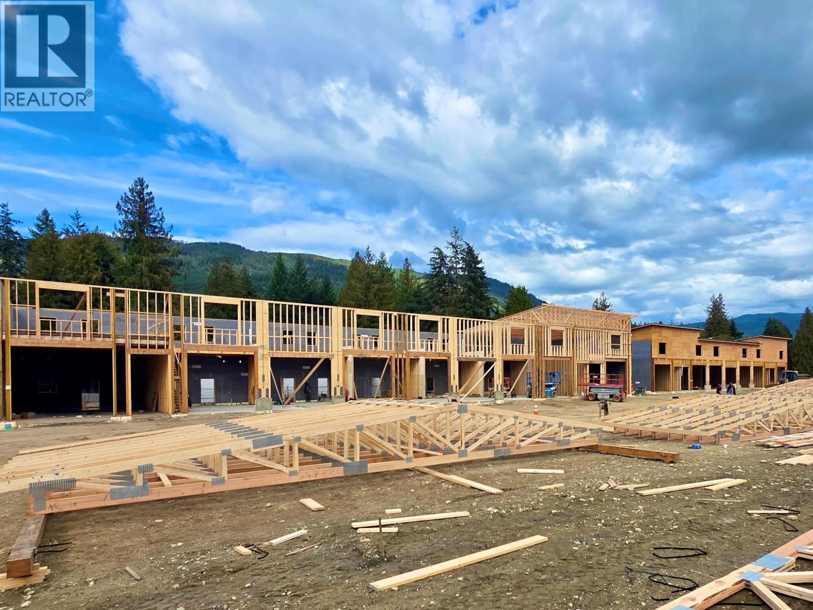 1002 Seed Frontage Road Unit# 3 Lot# PSL 3, Sicamous