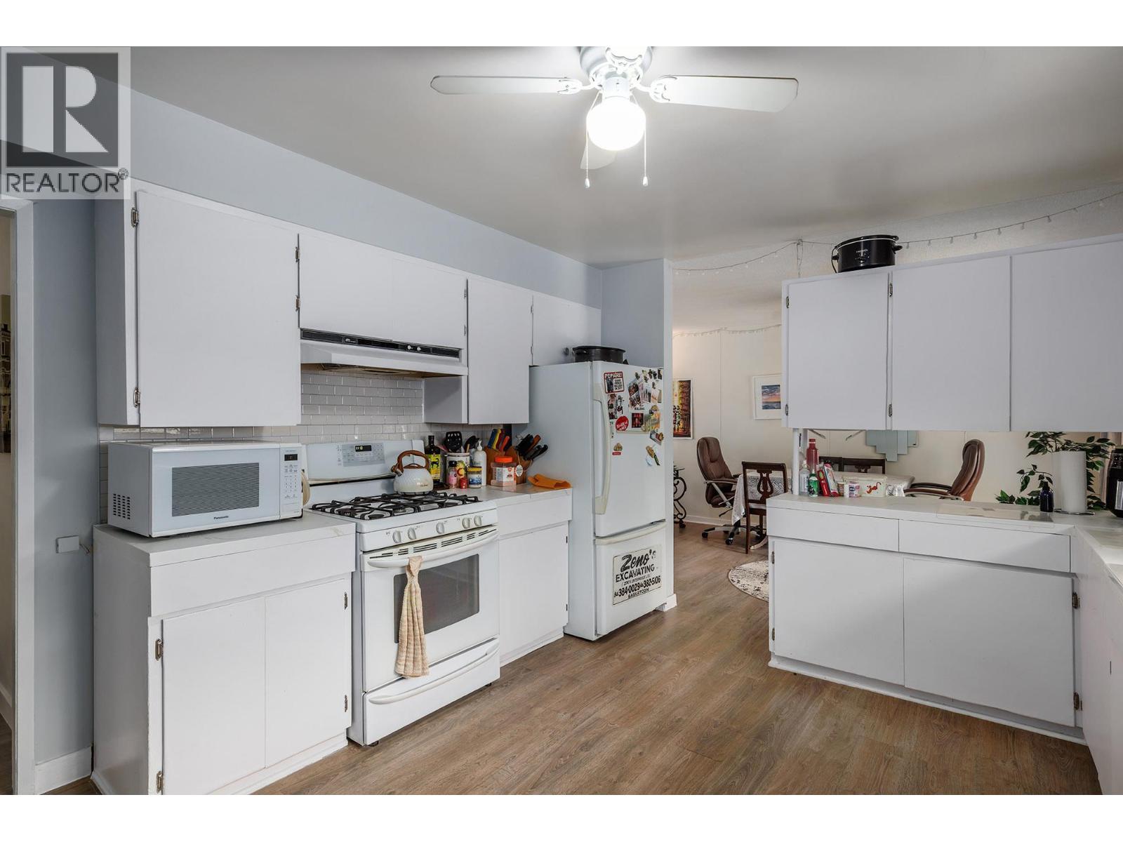  1211 Centennial Crescent, Kelowna