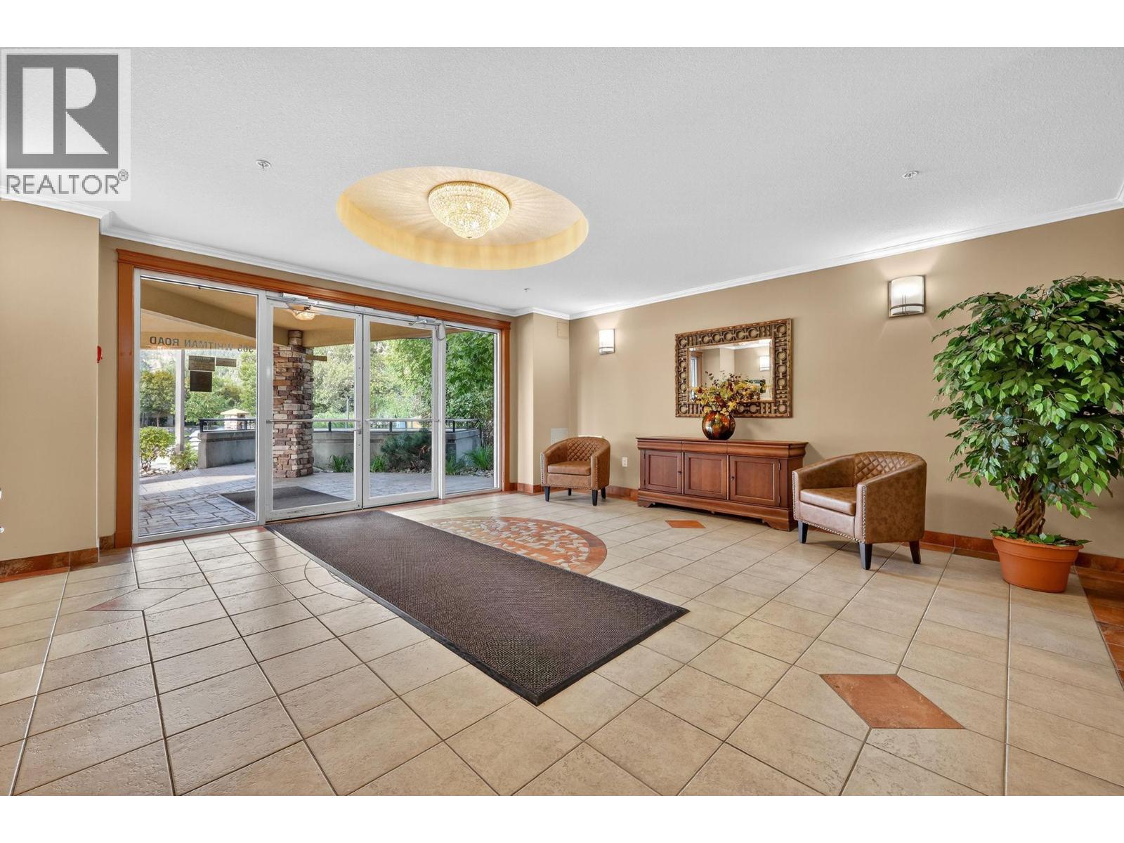 102 305 Whitman Road, Kelowna