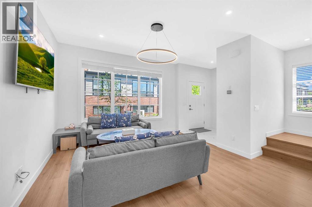 Single Family House for Sale in   Spring Willow Drive SW Springbank Hill Calgary 