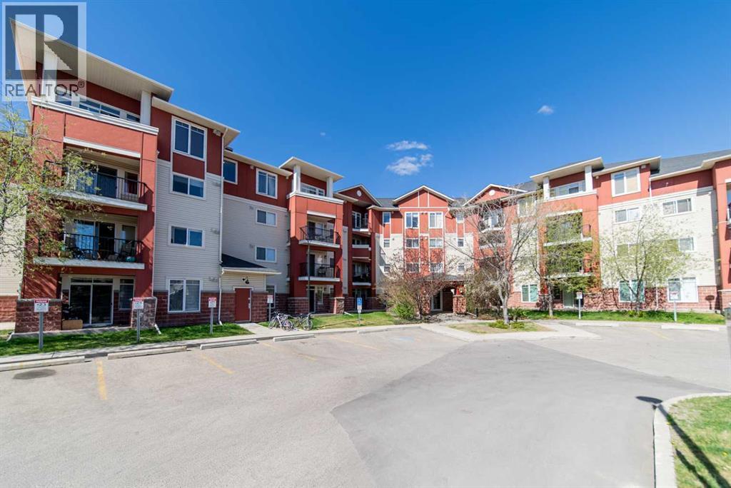 Single Family House for Sale in   Country Village Circle NE Country Hills Village Calgary 