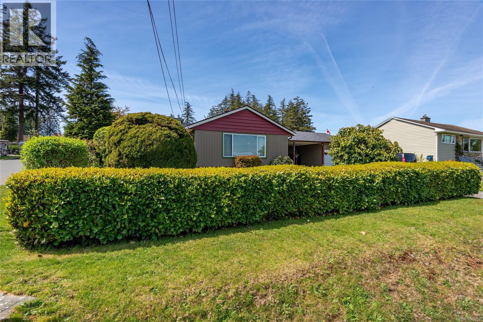 300 McCarthy St, Campbell River
