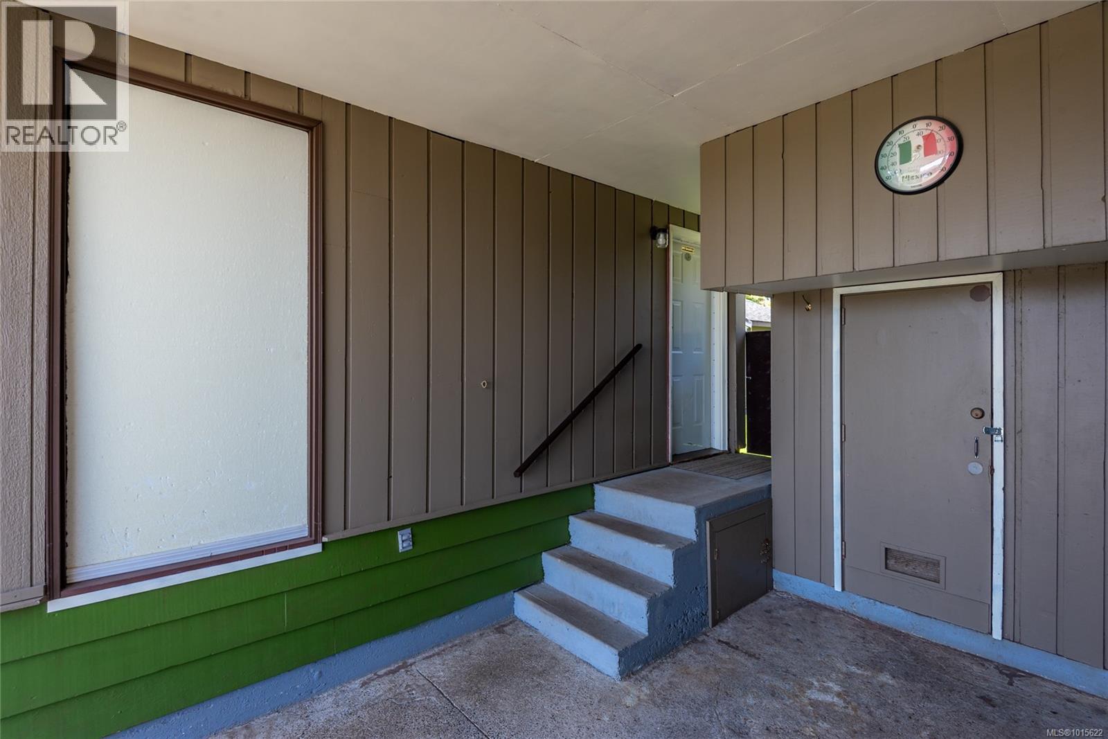 300 McCarthy St, Campbell River