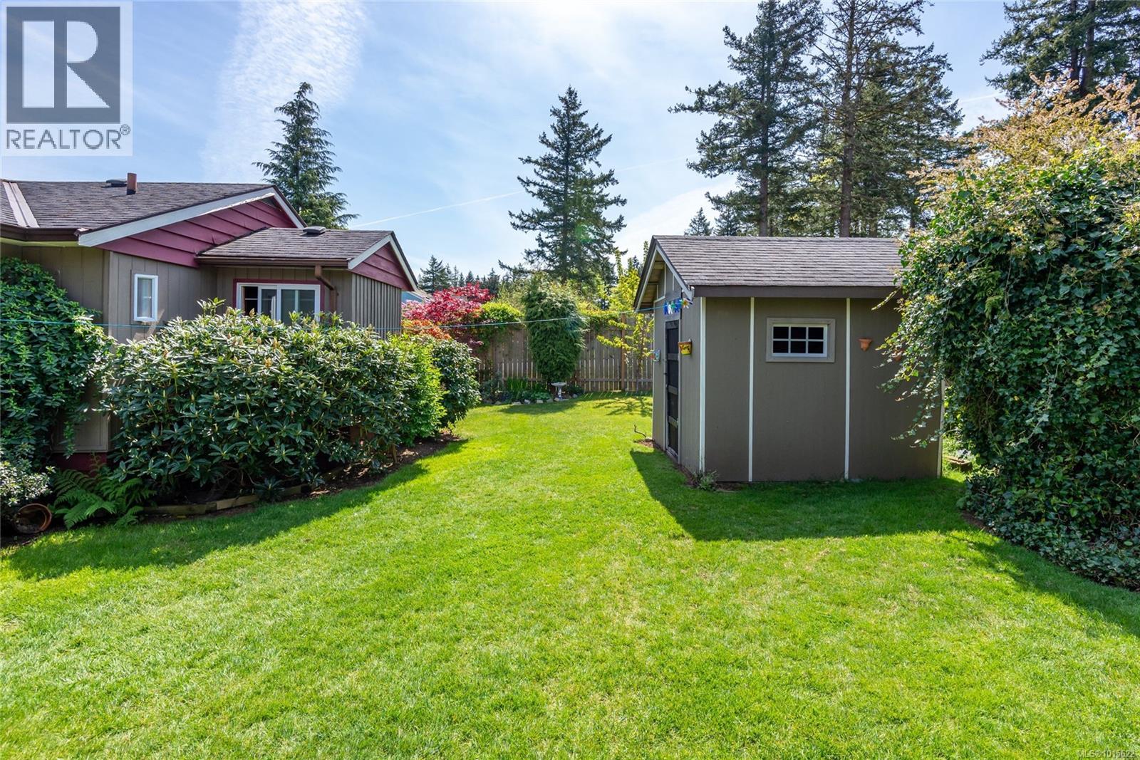 300 McCarthy St, Campbell River