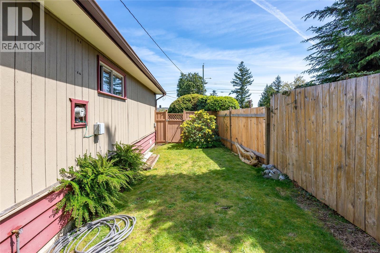 300 McCarthy St, Campbell River