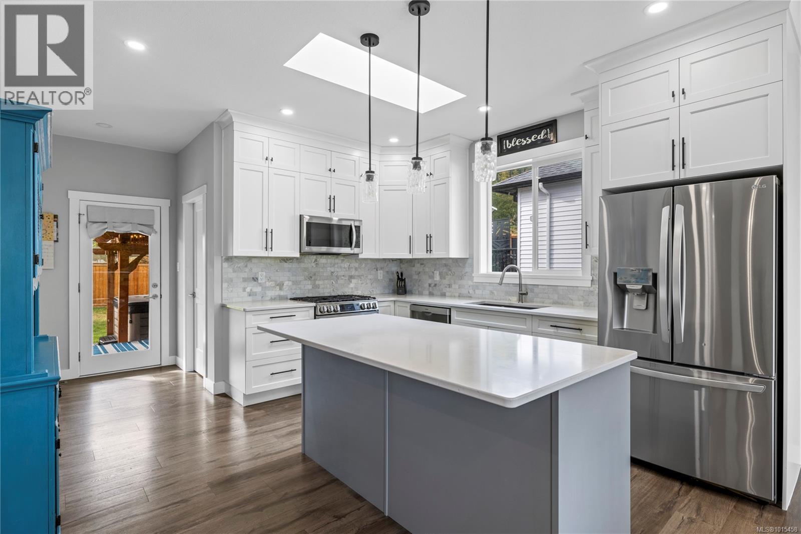 127 Ray Knight Dr, Ladysmith