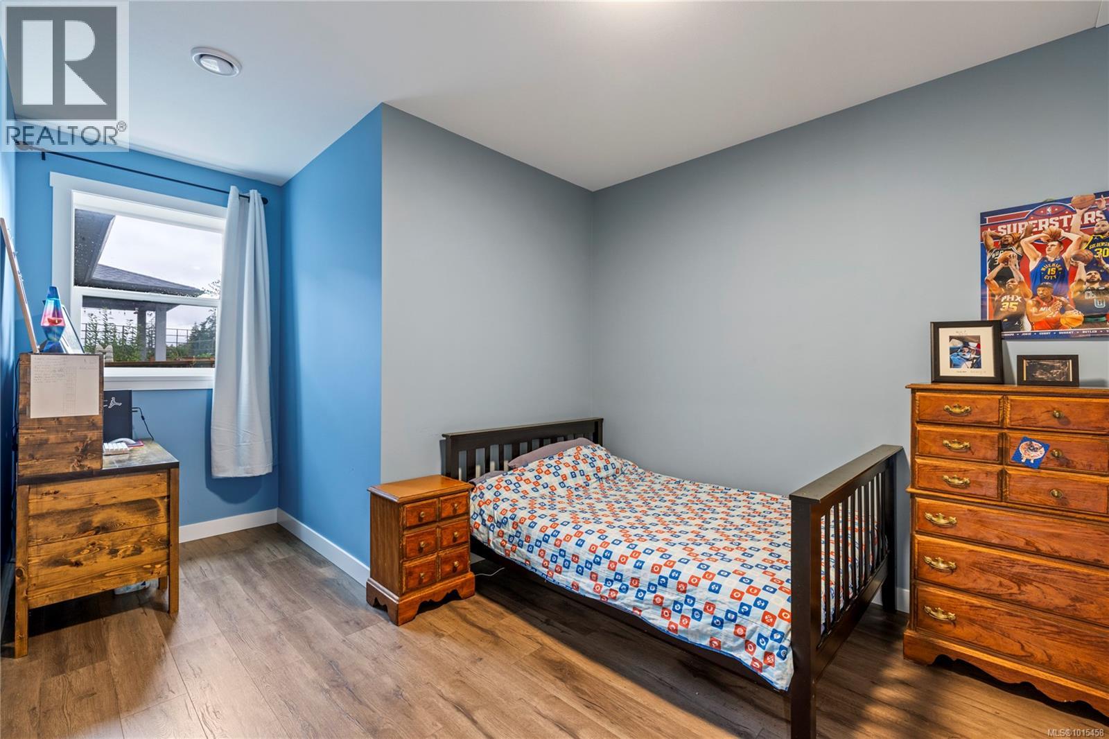 127 Ray Knight Dr, Ladysmith