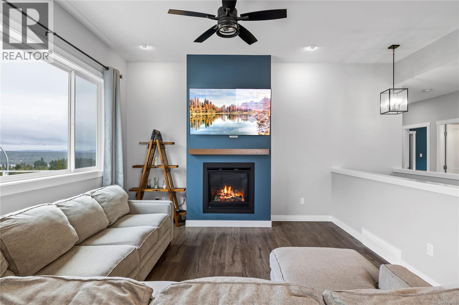 127 Ray Knight Dr, Ladysmith