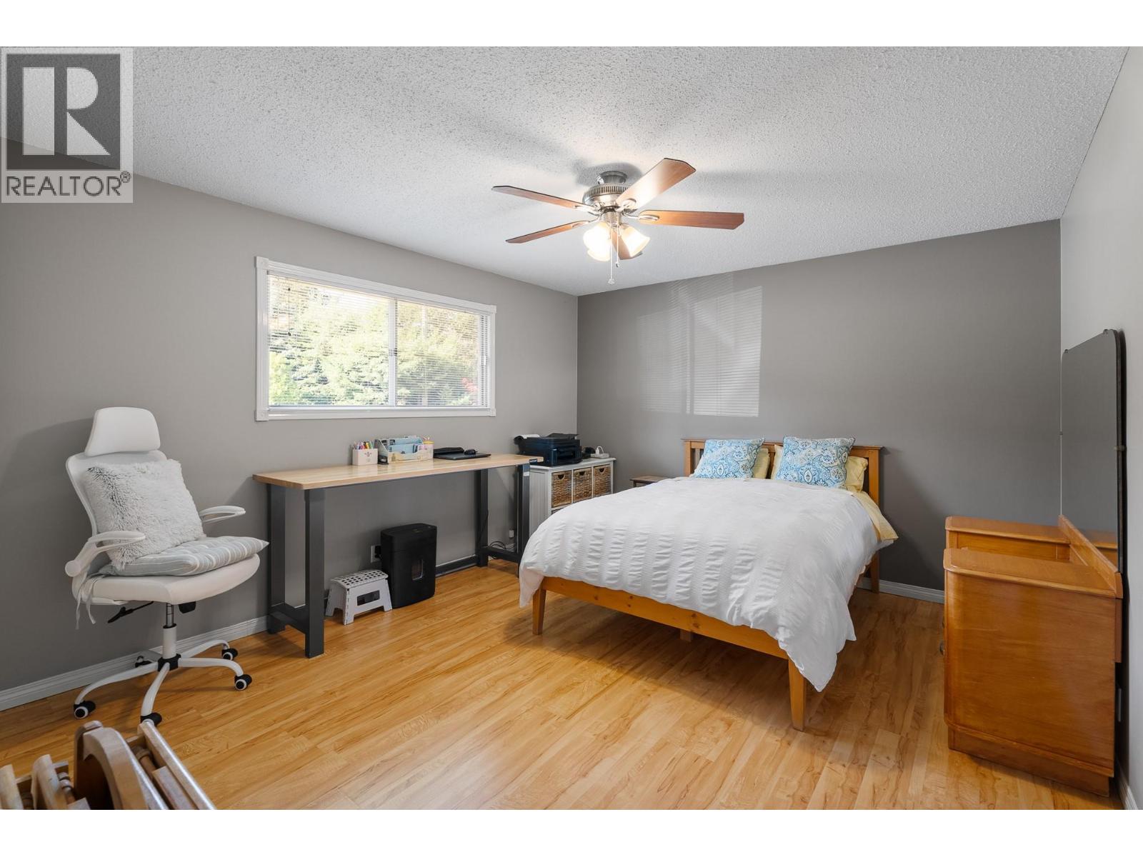 1801 2 Avenue Southeast, Salmon Arm