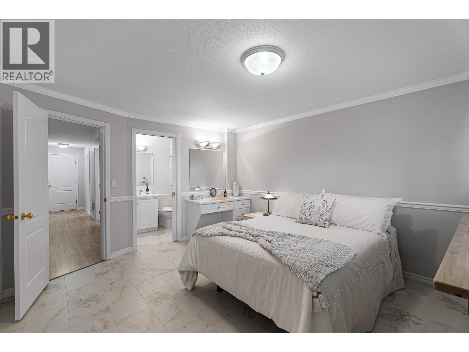 1801 2 Avenue Southeast, Salmon Arm