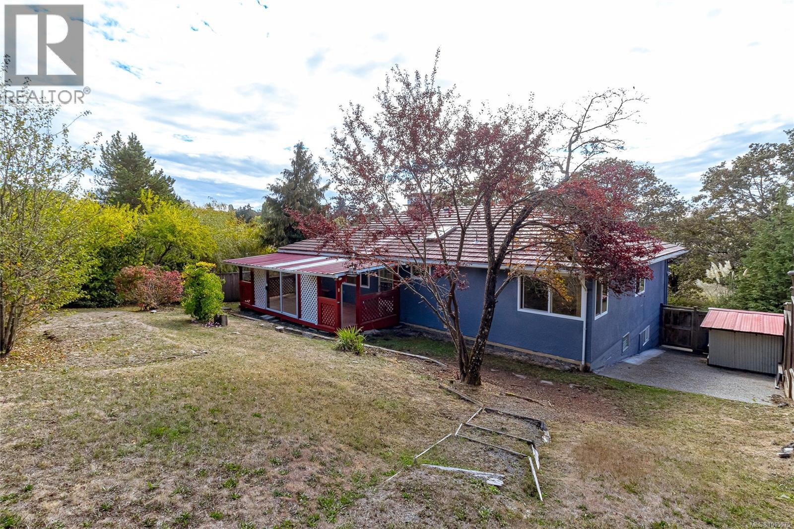  3933 Saanich Road, Saanich