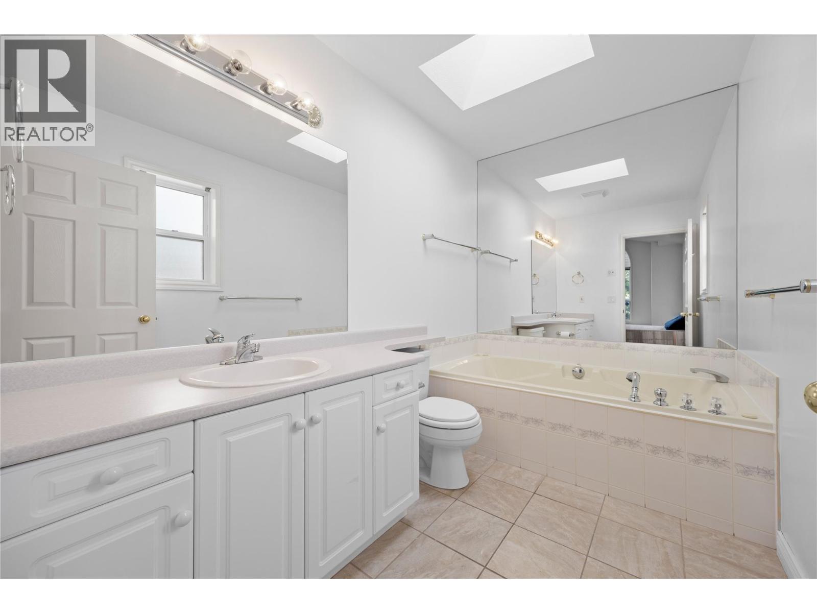  2625 Copper Ridge Drive, West Kelowna