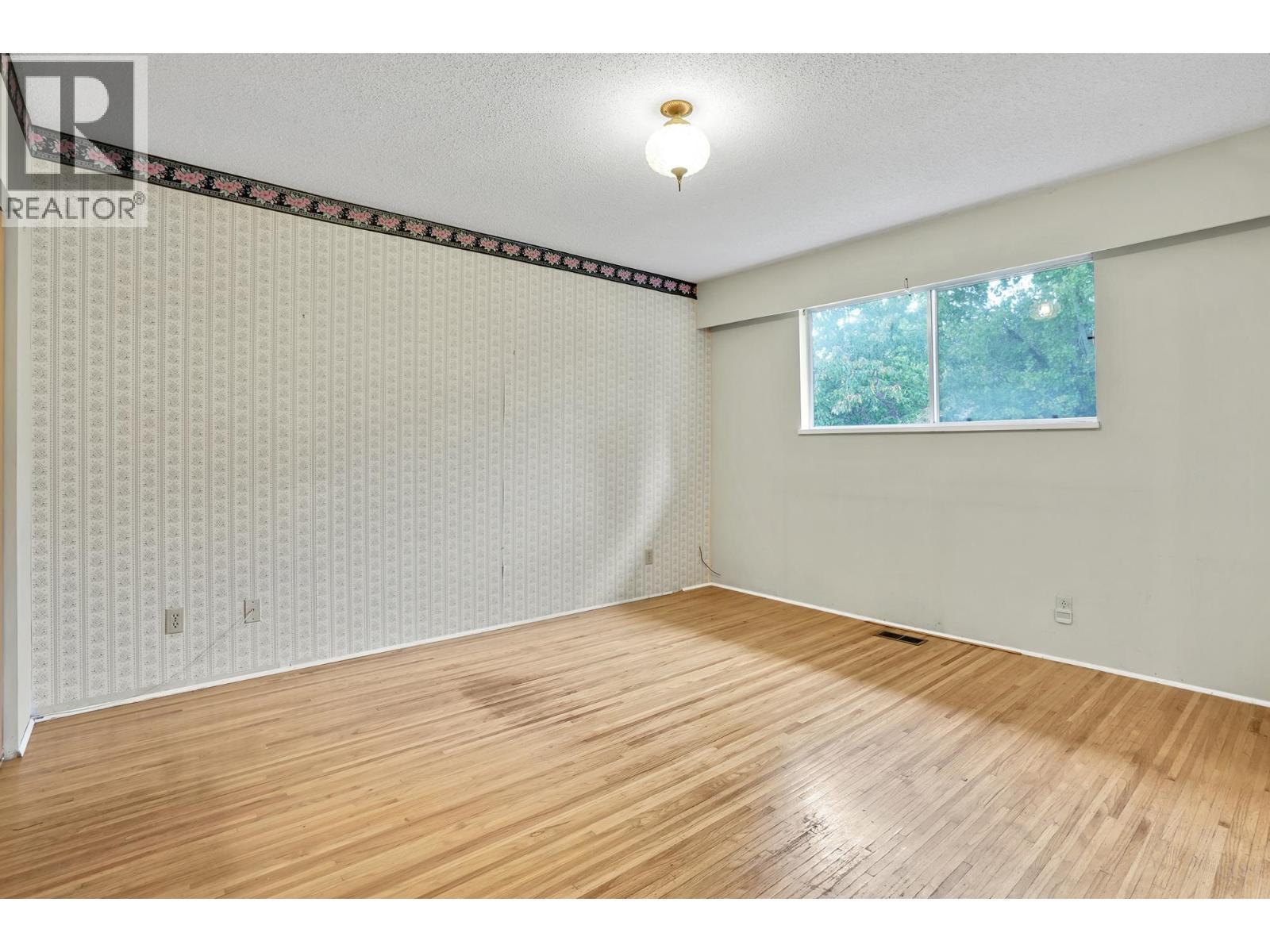 745 56 Street, Tsawwassen