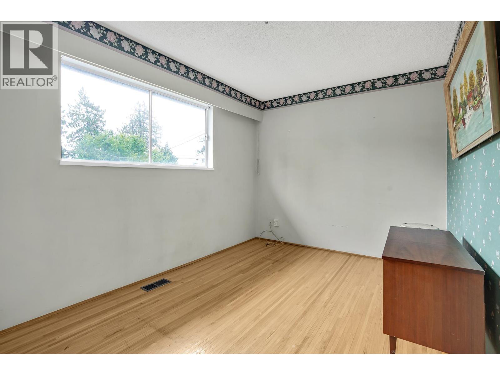 745 56 Street, Tsawwassen