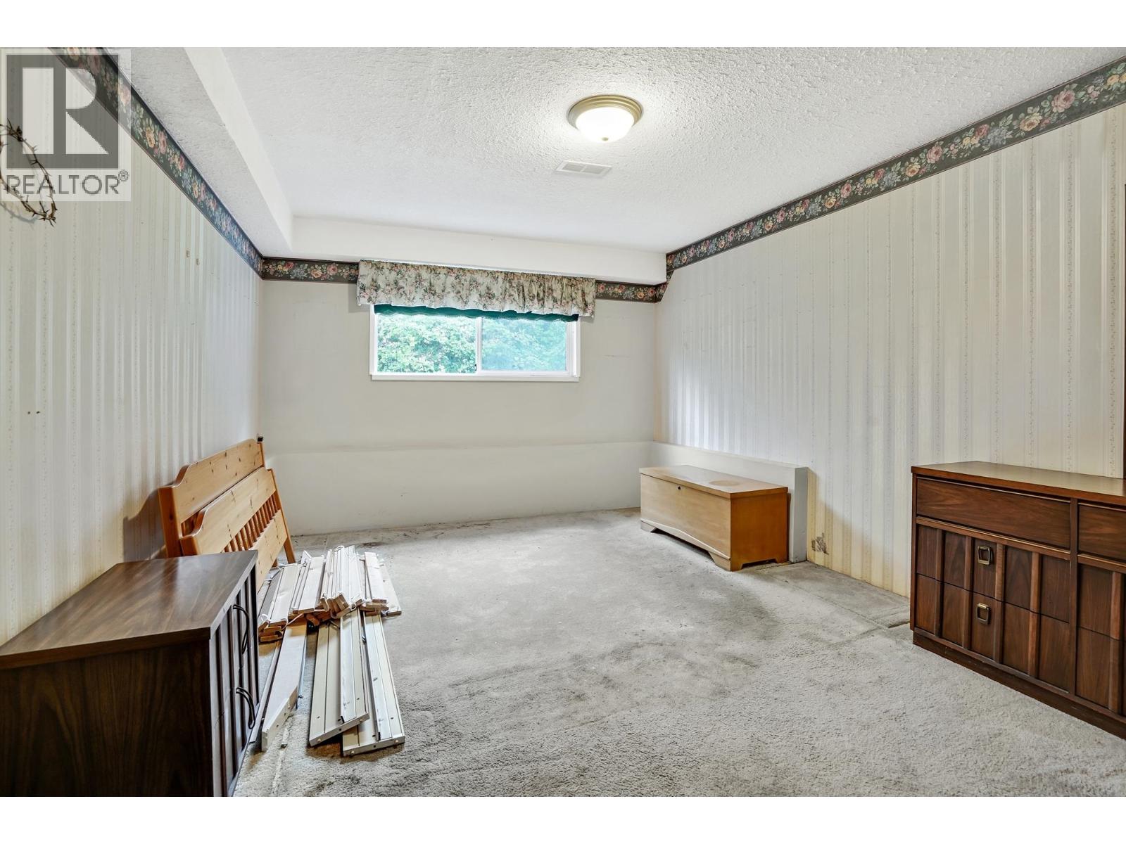 745 56 Street, Tsawwassen