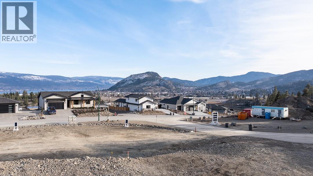 17509 Dickinson Place, Summerland