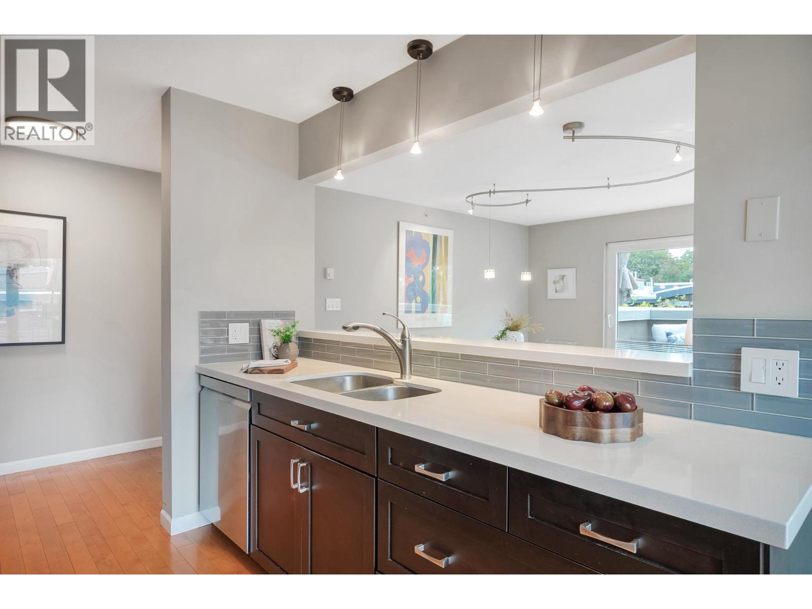 410 2161 W 12TH AVENUE, Vancouver