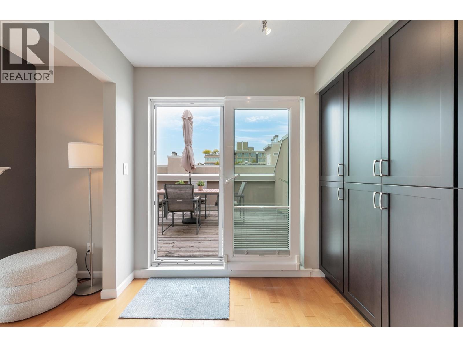 410 2161 W 12TH AVENUE, Vancouver