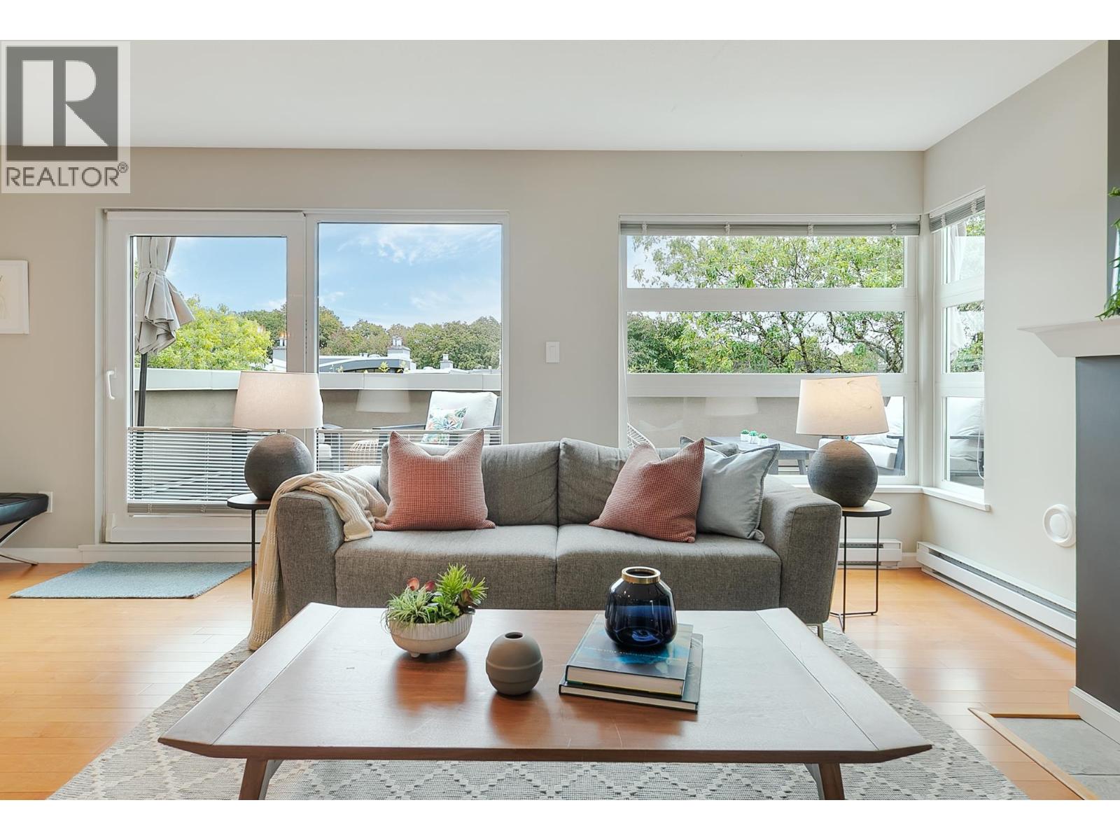 410 2161 W 12TH AVENUE, Vancouver