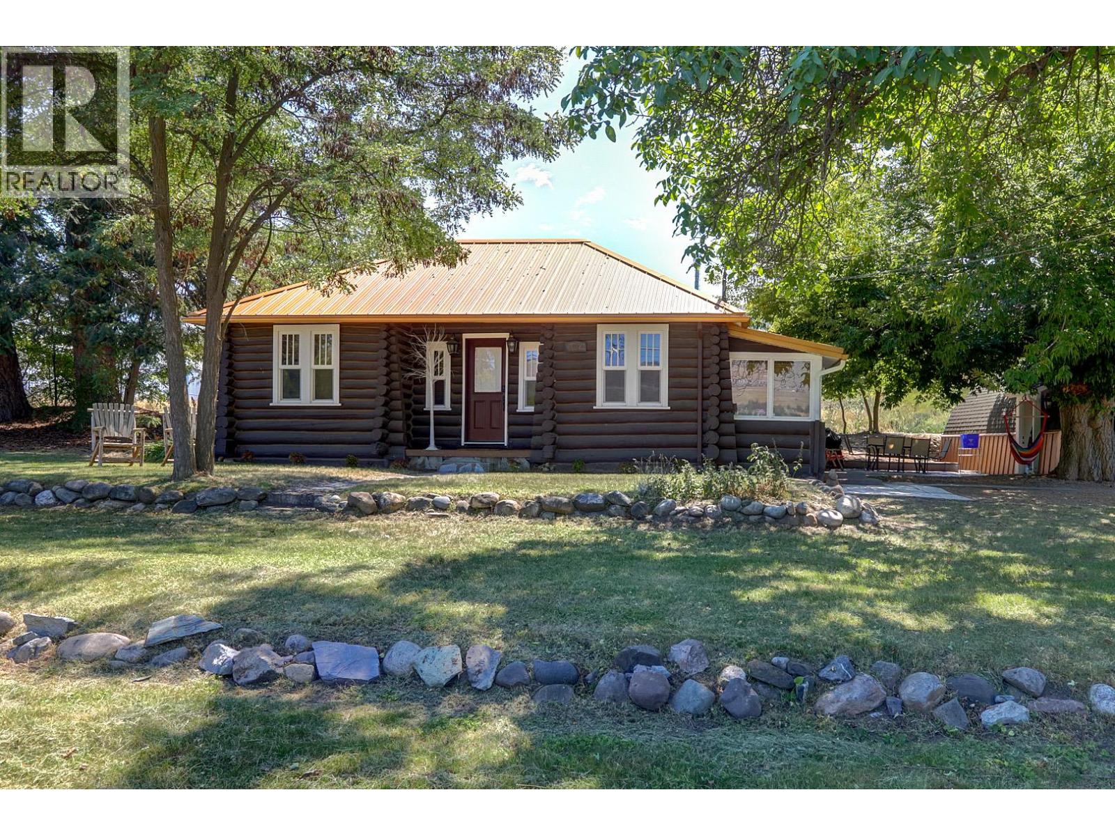  6226 Okanagan Avenue, Vernon