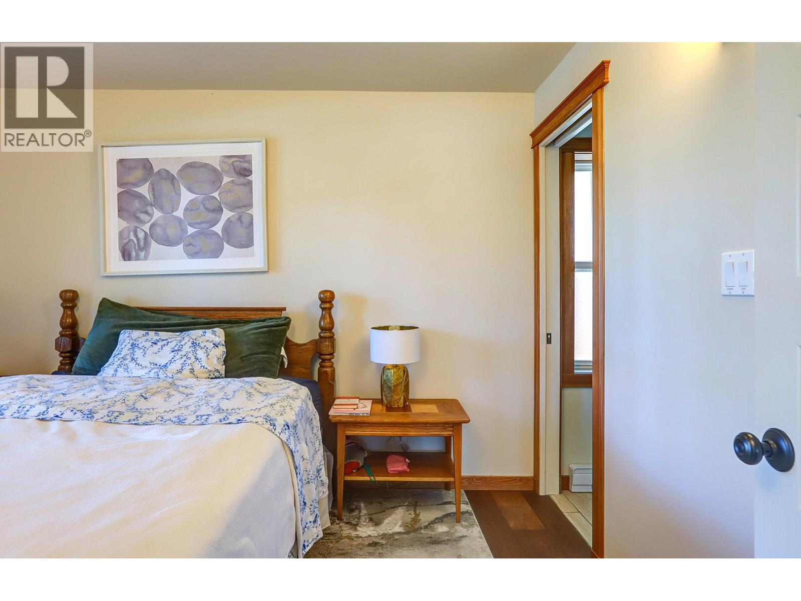  6226 Okanagan Avenue, Vernon
