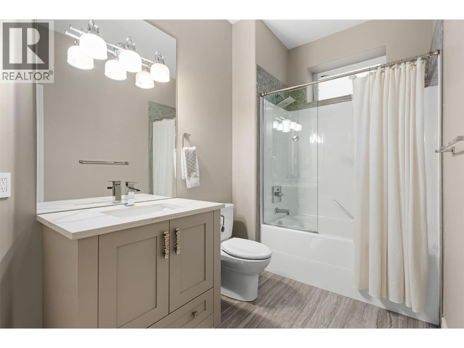  539 Metcalfe Avenue, Kelowna