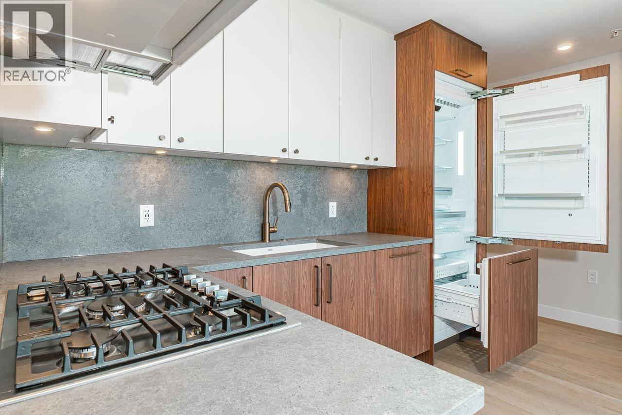209 5007 ASH STREET, Vancouver