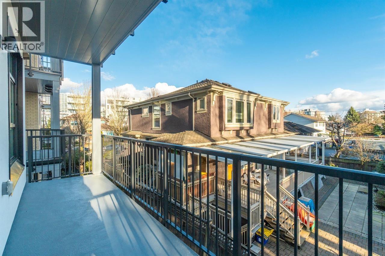 209 5007 ASH STREET, Vancouver