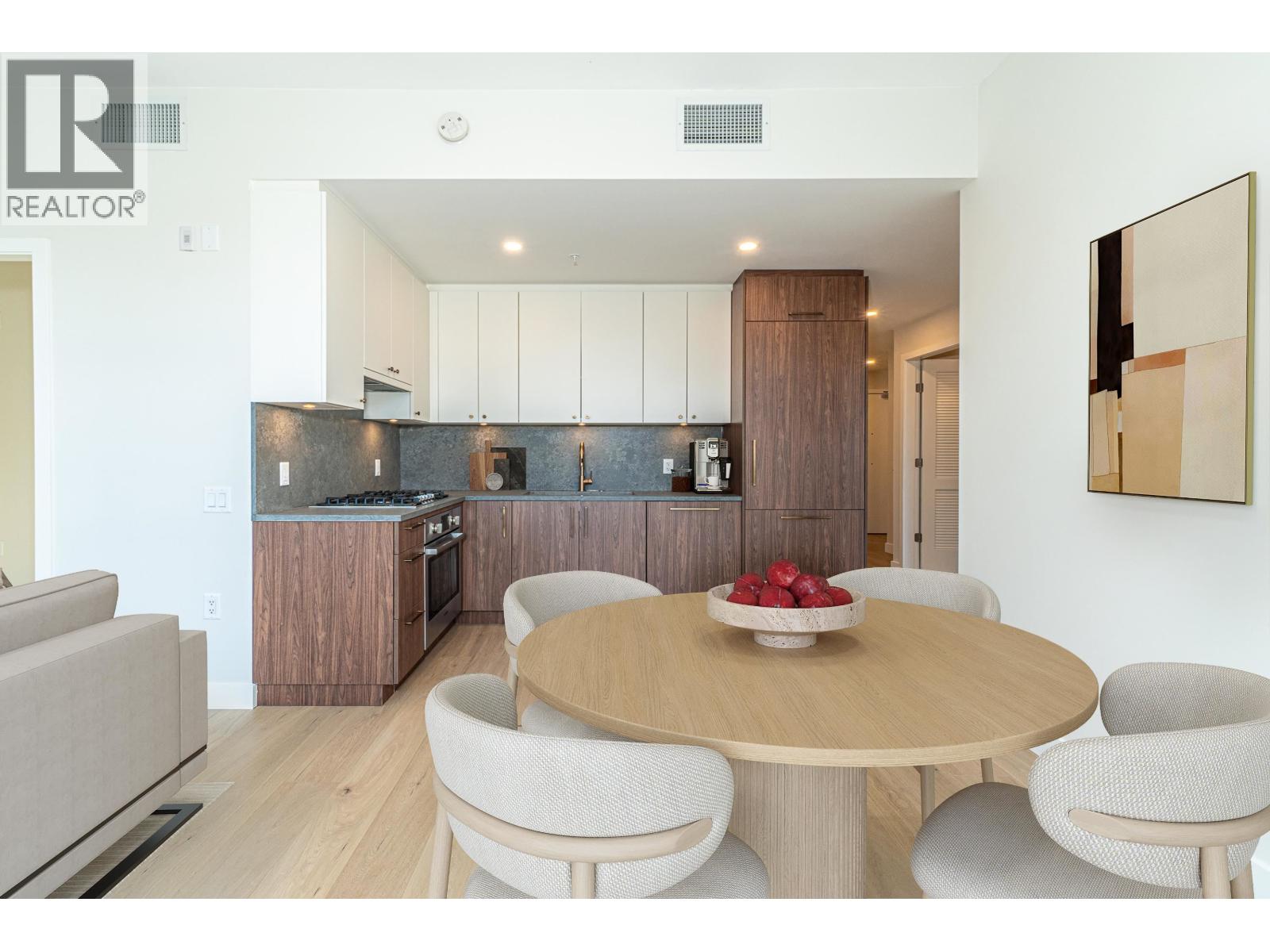 209 5007 ASH STREET, Vancouver