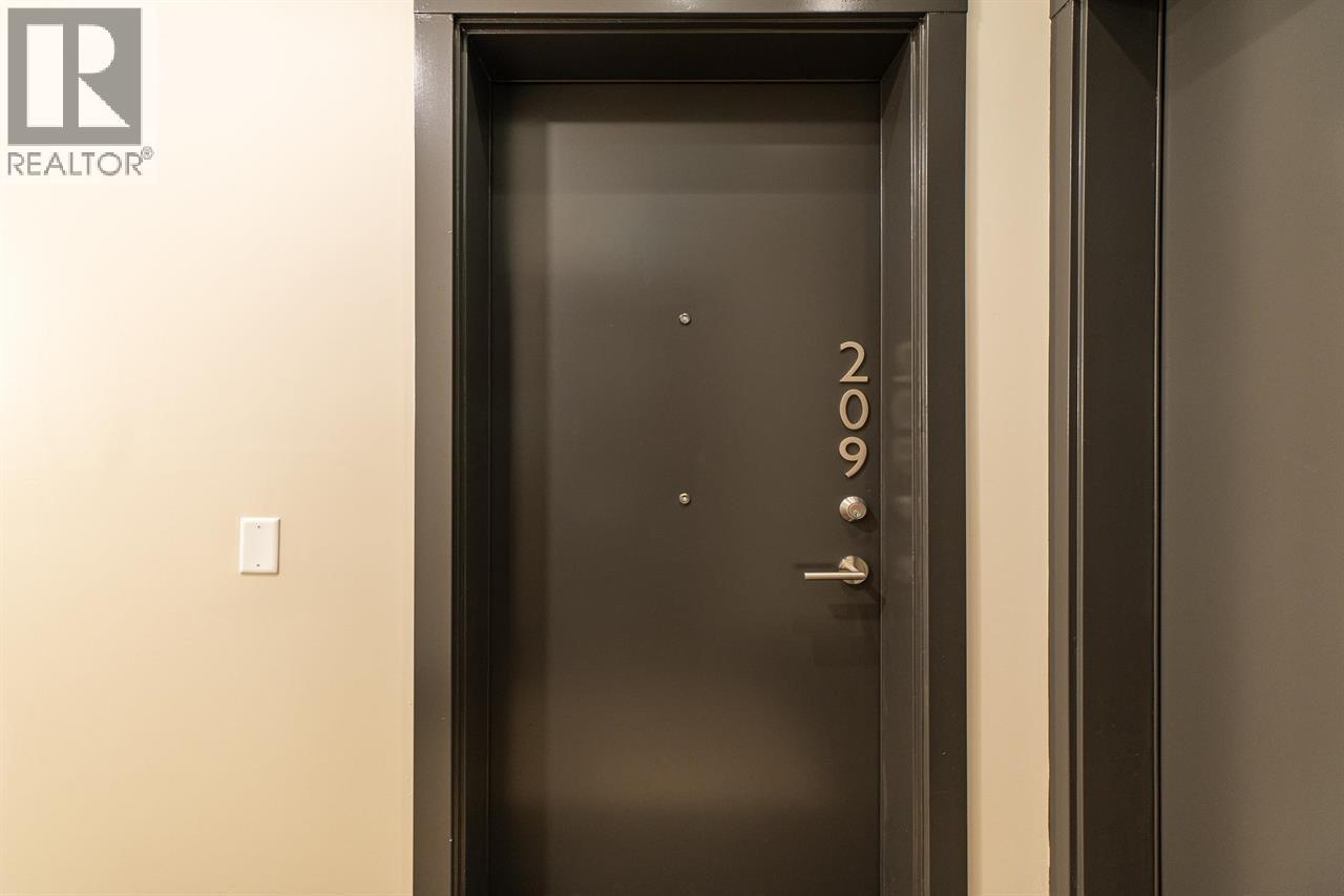 209 5007 ASH STREET, Vancouver