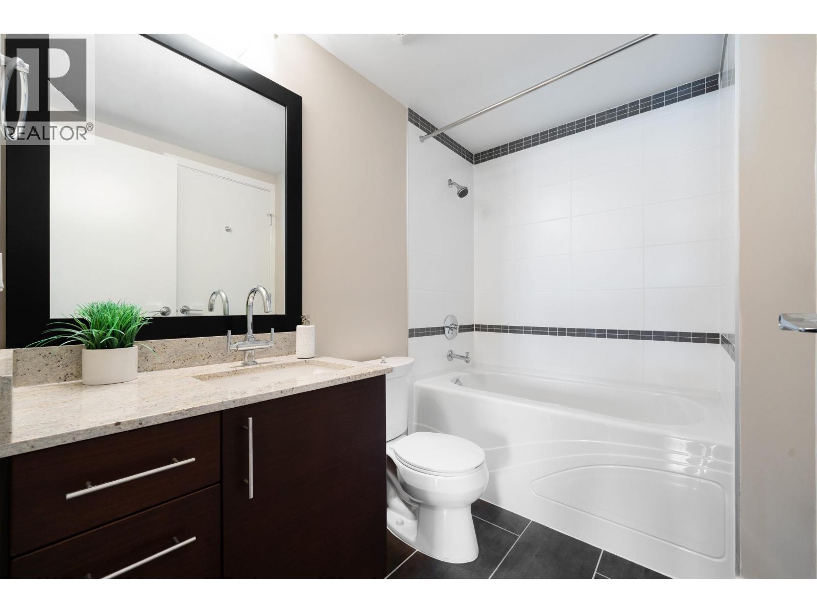#311-14300 RIVERPORT Way, Richmond